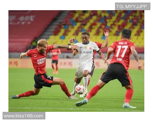 成都足球队崛起之路：力量与潜力的深度分析与展望